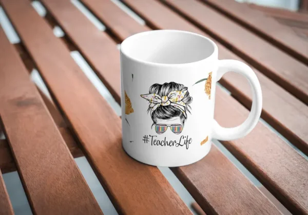 "#TeacherLife" Mug – Fun and Stylish Teacher-Themed Coffee Mug