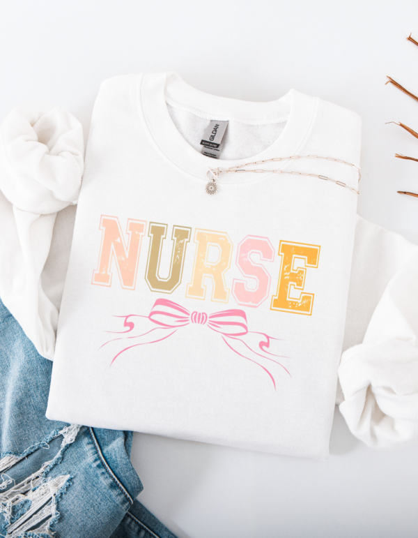 "Vintage Nurse " Heavy Blend Crewneck Sweater, Unisex- 7 colors