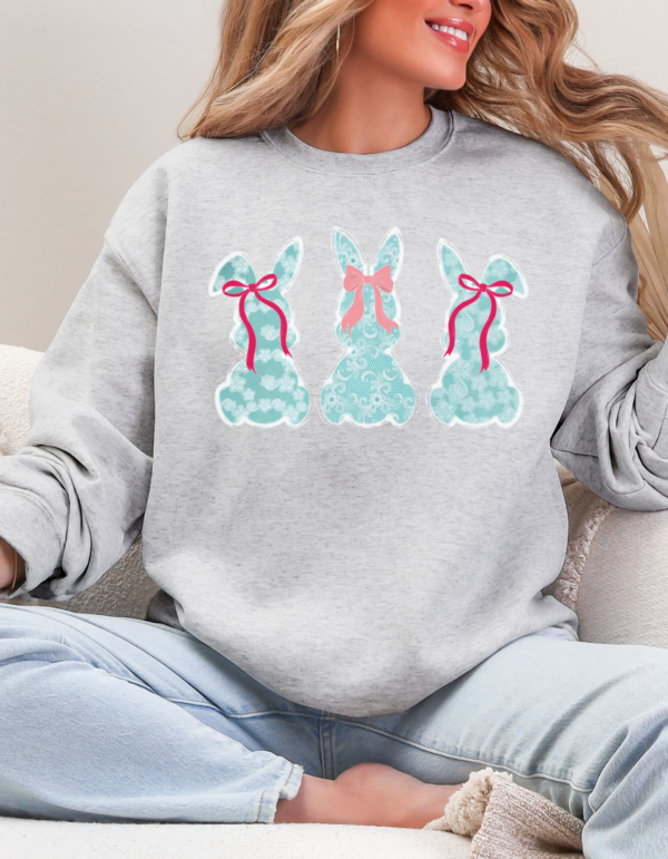 Lace Bunny/ Crewneck Sweatshirt