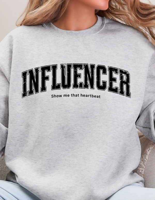 Influencer/ Crewneck Sweatshirt