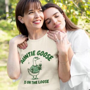 Auntie Goose/ T-Shirt