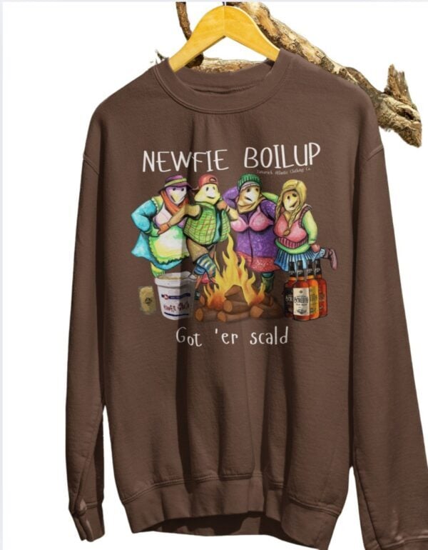 Newfie Boilup Got Er Scald| Gildan Crewneck| Dark Chocolate