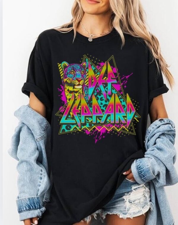 Def Leppard 90s Retro| Gildan Tee| Black